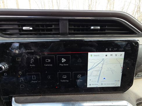 Certified 2025 GMC Sierra 2500 Denali image 11