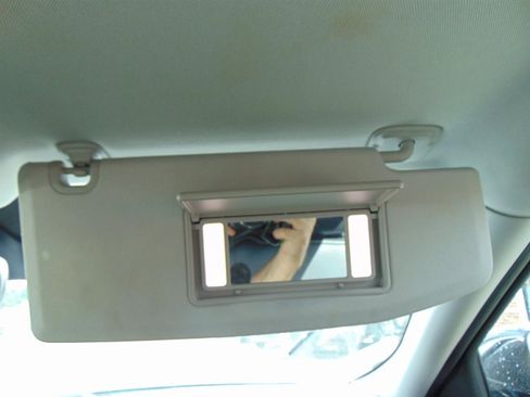 Used 2023 Jeep Grand Cherokee image 24