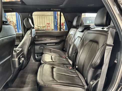 Used 2020 Ford Expedition Limited RWD image 25