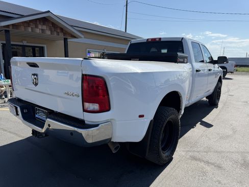 Used 2018 RAM 3500 Tradesman w/ Chrome Appearance Group image 3