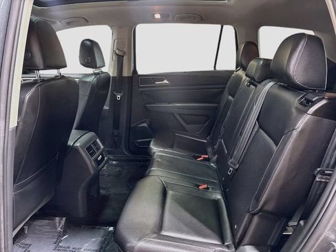 Used 2018 Volkswagen Atlas SEL FWD image 20
