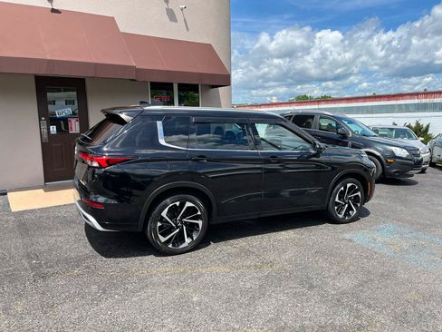 Used 2022 Mitsubishi Outlander SEL AWD/4WD image 3
