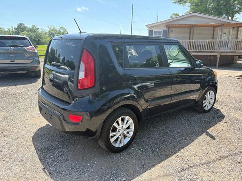 Used 2012 Kia Soul + image 5