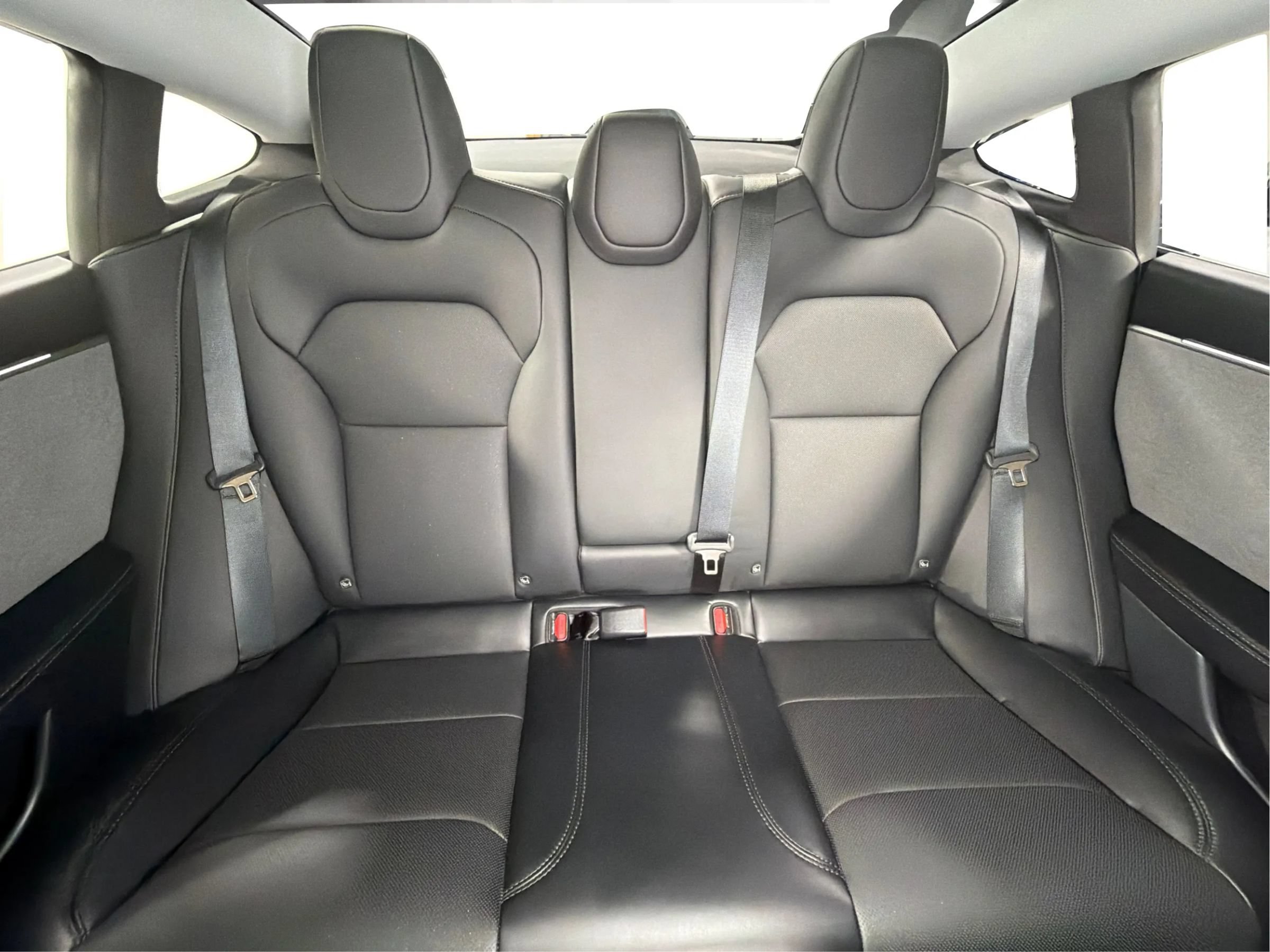 Used 2026 Tesla Model 3 RWD image 32