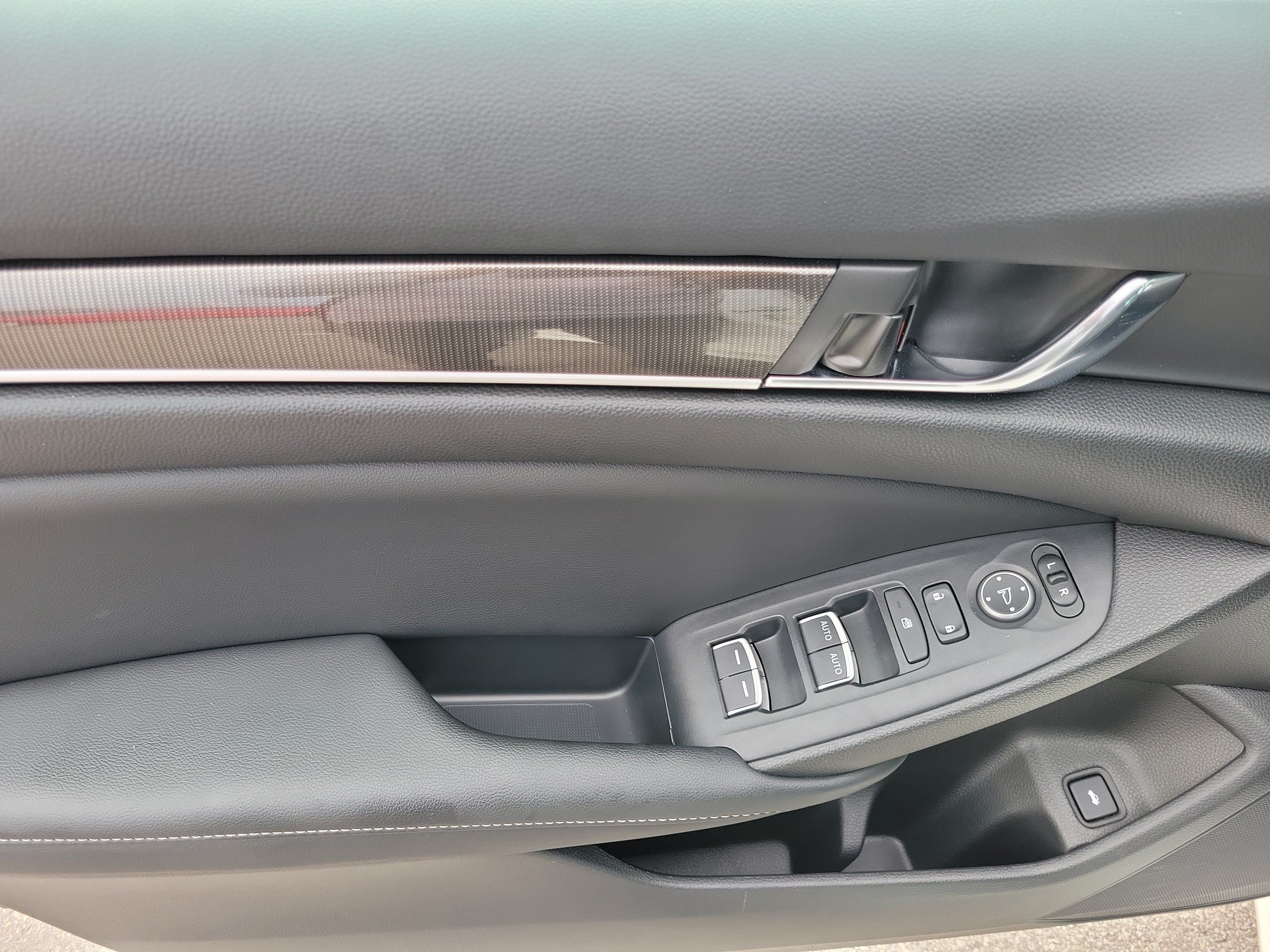 Used 2022 Honda Accord Sport image 24