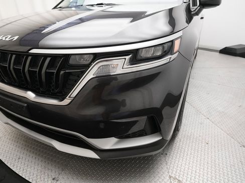 Certified 2024 Kia Carnival LX image 23