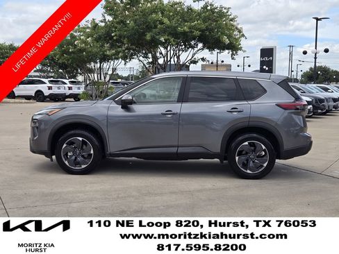 Used 2024 Nissan Rogue SV FWD image 12