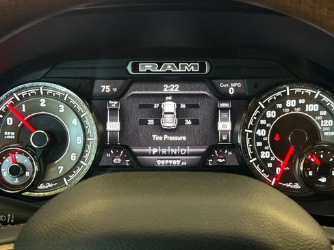 Used 2021 RAM 1500 Limited AWD/4WD image 29