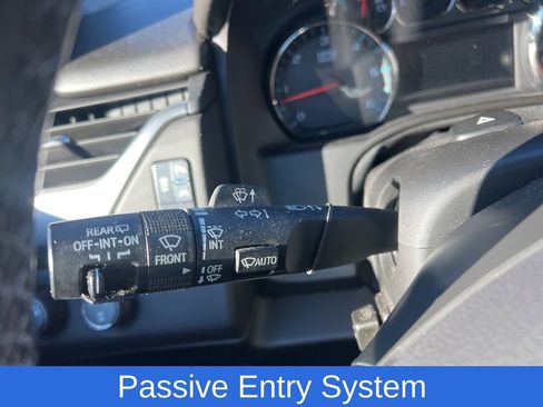 Used 2019 Chevrolet Tahoe LT image 26