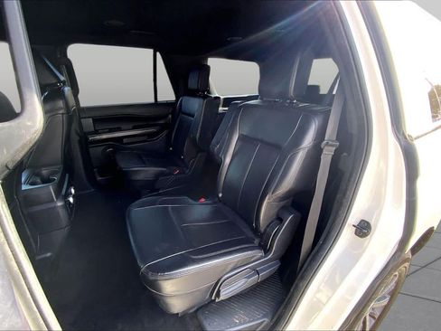 Used 2021 Ford Expedition XLT RWD image 21