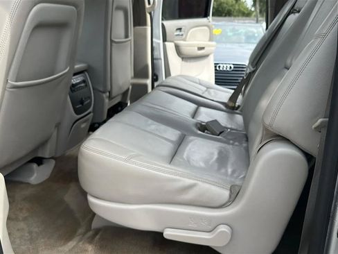Used 2014 GMC Yukon XL SLT RWD image 25