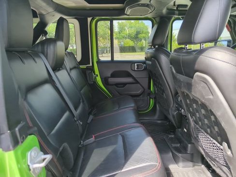 Used 2018 Jeep Wrangler Unlimited Rubicon AWD/4WD image 20