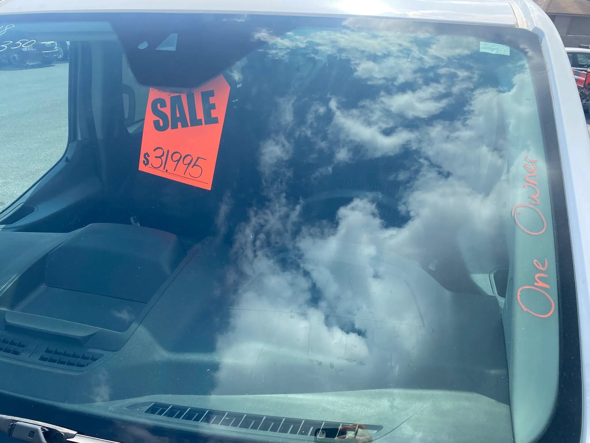 Used 2018 Ford Transit 350 XL RWD image 4
