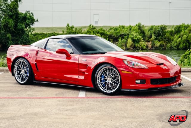 Used 2009 Chevrolet Corvette ZR1 w/ Preferred Equipment Group RWD image 45