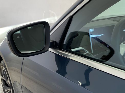 New 2026 BMW 330i xDrive Sedan w/ Convenience Package image 23