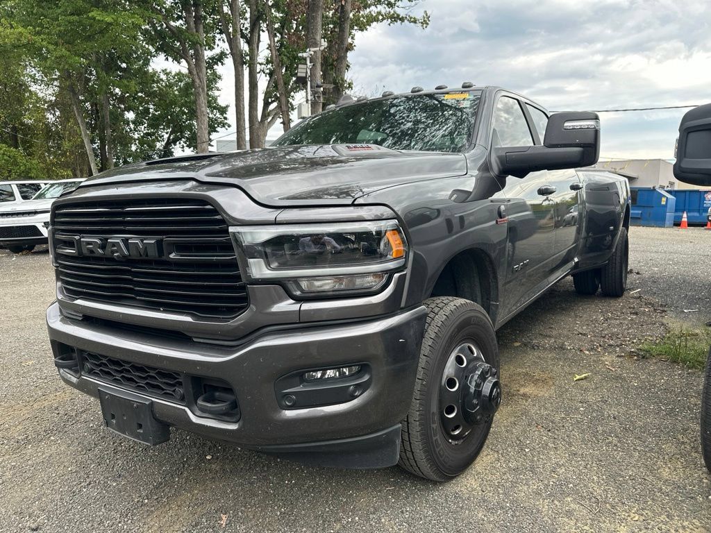 Used 2024 RAM 3500 Laramie w/ Night Edition AWD/4WD image 3