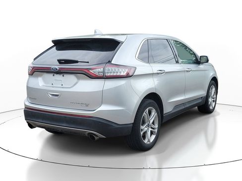 Used 2018 Ford Edge Titanium w/ Equipment Group 301A AWD/4WD image 4