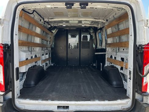 Used 2019 Ford Transit 250 130 Low Roof w/ Exterior Upgrade Package RWD image 10