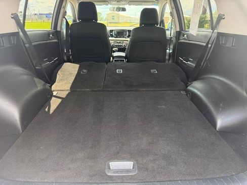 Used 2017 Kia Sportage LX FWD image 23