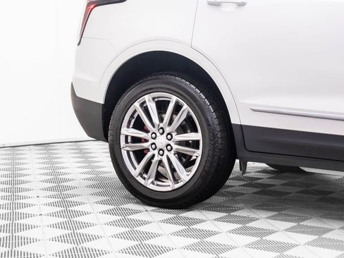 Certified 2022 Cadillac XT5 Sportv image 36