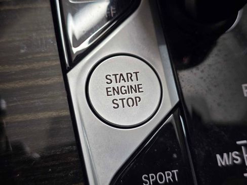 Used 2020 BMW X5 xDrive40i w/ Convenience Package image 35