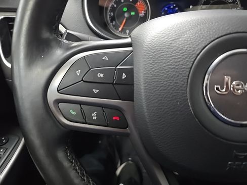 Used 2020 Jeep Cherokee Limited AWD/4WD image 19