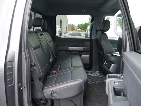 New 2026 Ford F350 Lariat w/ Chrome Package AWD/4WD image 25