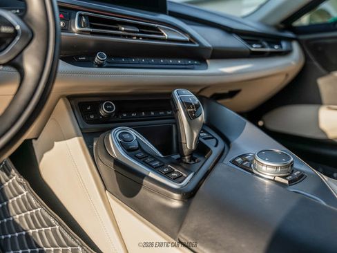 Used 2016 BMW i8 image 21