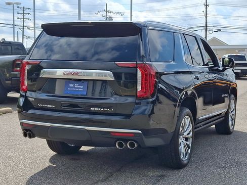 Used 2024 GMC Yukon Denali w/ Denali Reserve Package AWD/4WD image 10