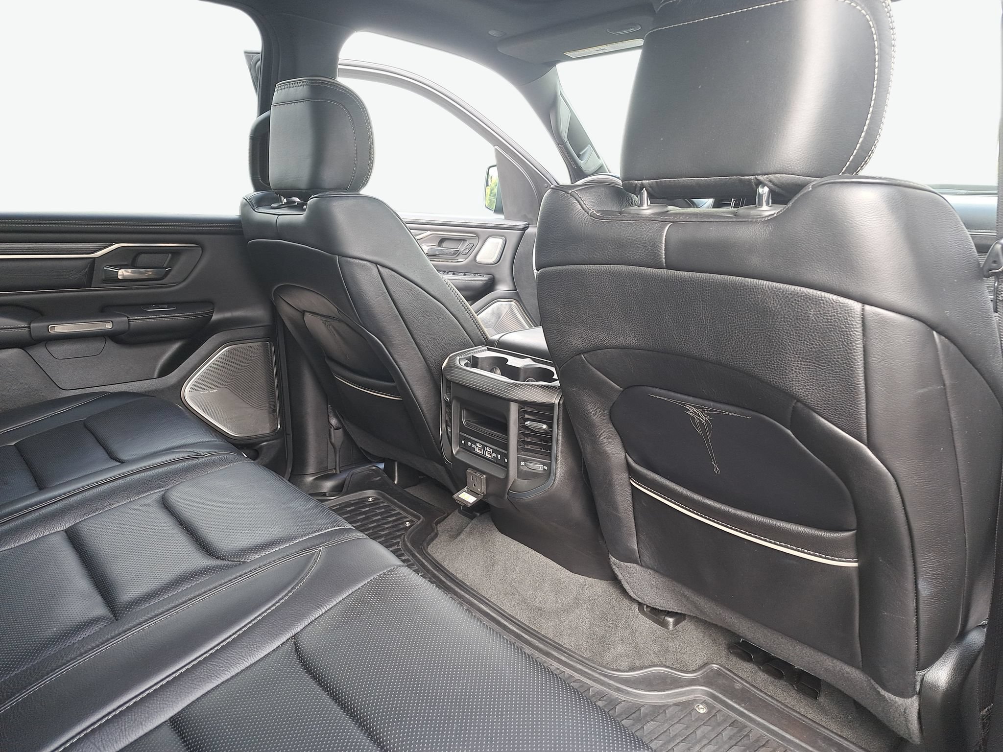 Used 2021 RAM 1500 Limited w/ Night Edition AWD/4WD image 11