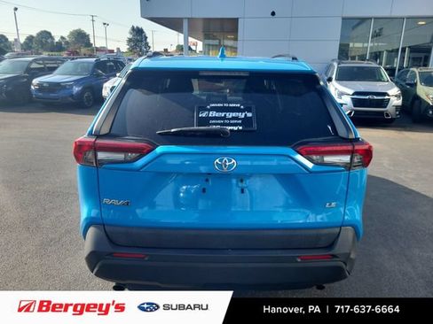 Used 2019 Toyota RAV4 LE w/ All Weather Liner Package FWD image 3