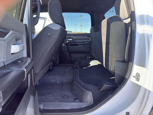 Used 2021 RAM 2500 Big Horn image 14