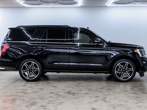 Used 2019 Ford Expedition Limited w/ Equipment Group 303A image 4