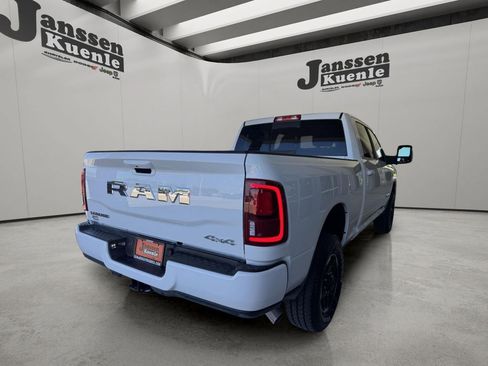 Used 2026 RAM 2500 Laramie AWD/4WD image 4