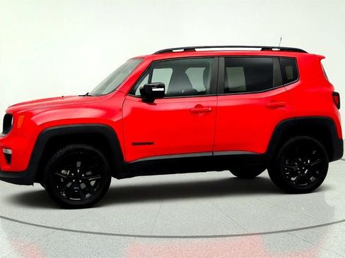 Used 2023 Jeep Renegade Altitude w/ Sun/Sound Group AWD/4WD image 8