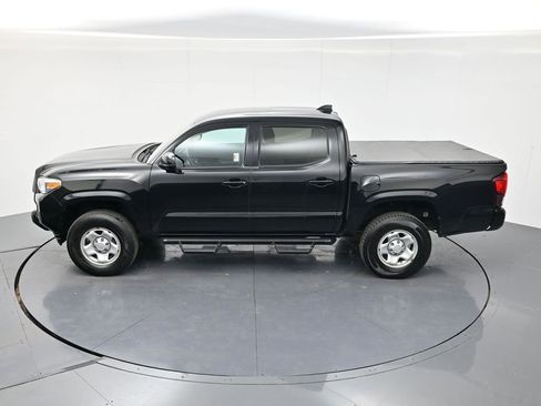 Used 2022 Toyota Tacoma SR AWD/4WD image 42