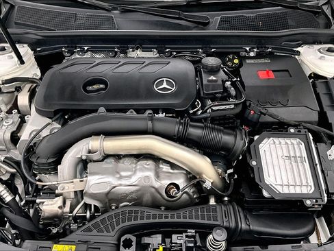 Used 2026 Mercedes-Benz CLA 250 image 9
