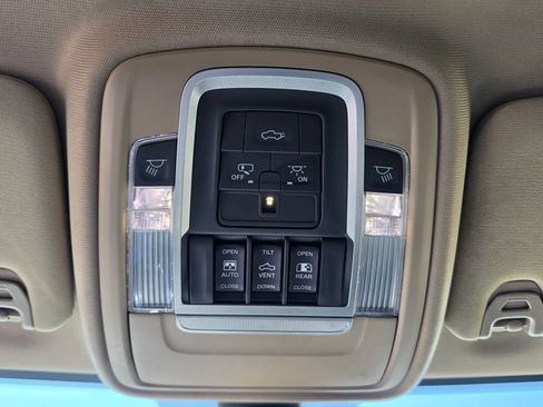 Used 2021 RAM 3500 Laramie AWD/4WD image 31