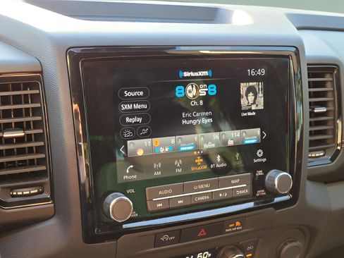 Used 2024 Nissan Frontier Pro-X image 17