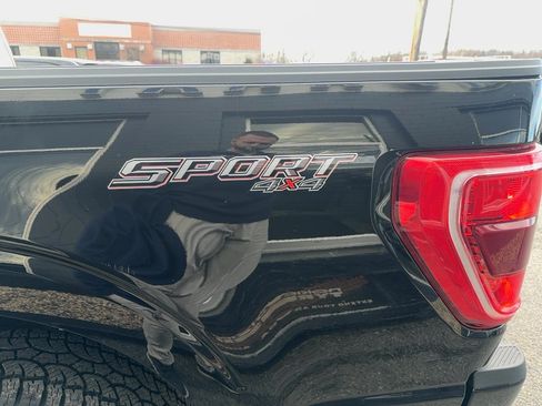 Used 2022 Ford F150 XLT w/ Equipment Group 302A High AWD/4WD image 8