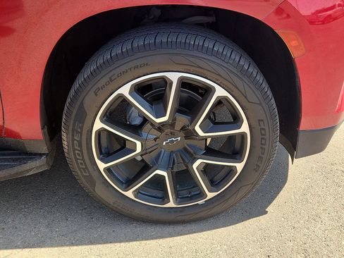 Used 2023 Chevrolet Tahoe RST RWD image 5