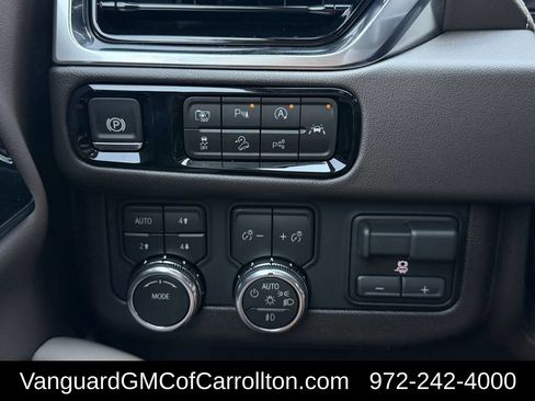 New 2026 GMC Yukon XL Elevation w/ Elevation Premium Package AWD/4WD image 20