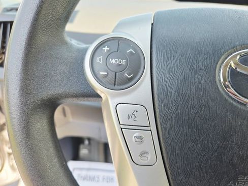 Used 2013 Toyota Prius Three FWD image 19