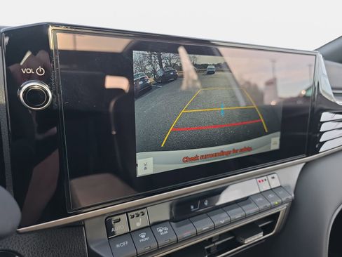 Used 2025 Toyota Camry XSE image 22