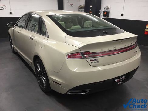 Used 2015 Lincoln MKZ AWD w/ Equipment Group 102A Reserve image 7
