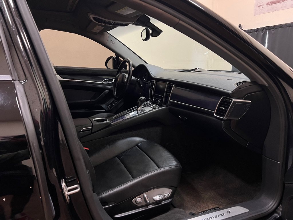 Used 2014 Porsche Panamera 4 AWD/4WD image 24