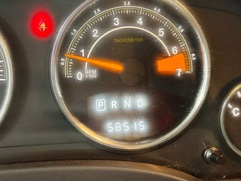 Used 2016 Jeep Compass Latitude image 10