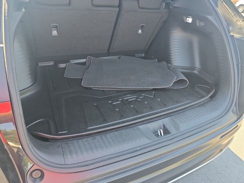 Used 2025 Honda HR-V Sport image 12