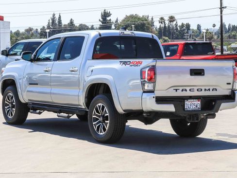 Certified 2023 Toyota Tacoma TRD Sport w/ TRD Premium Sport Package AWD/4WD image 5