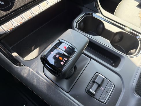 New 2026 GMC Sierra 1500 AT4 w/ AT4 Premium Package AWD/4WD image 28